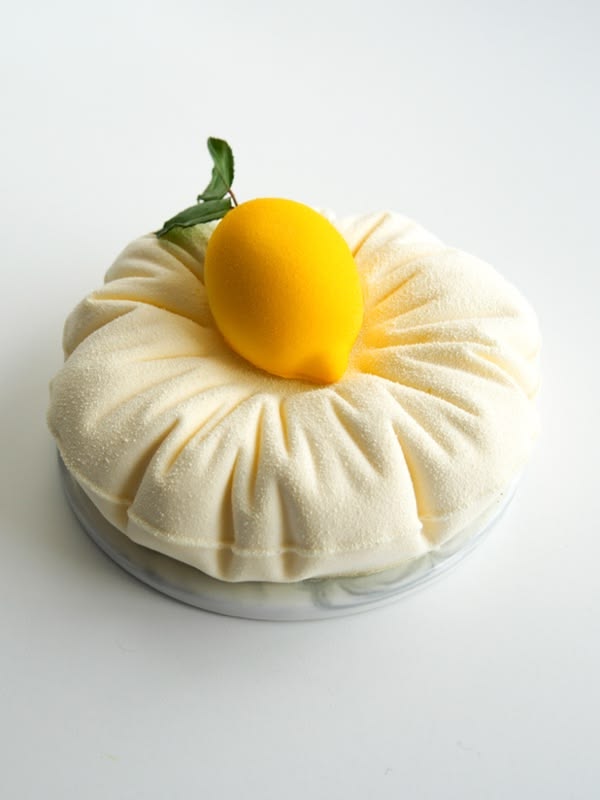 Entremets Citron Coussin Plissé